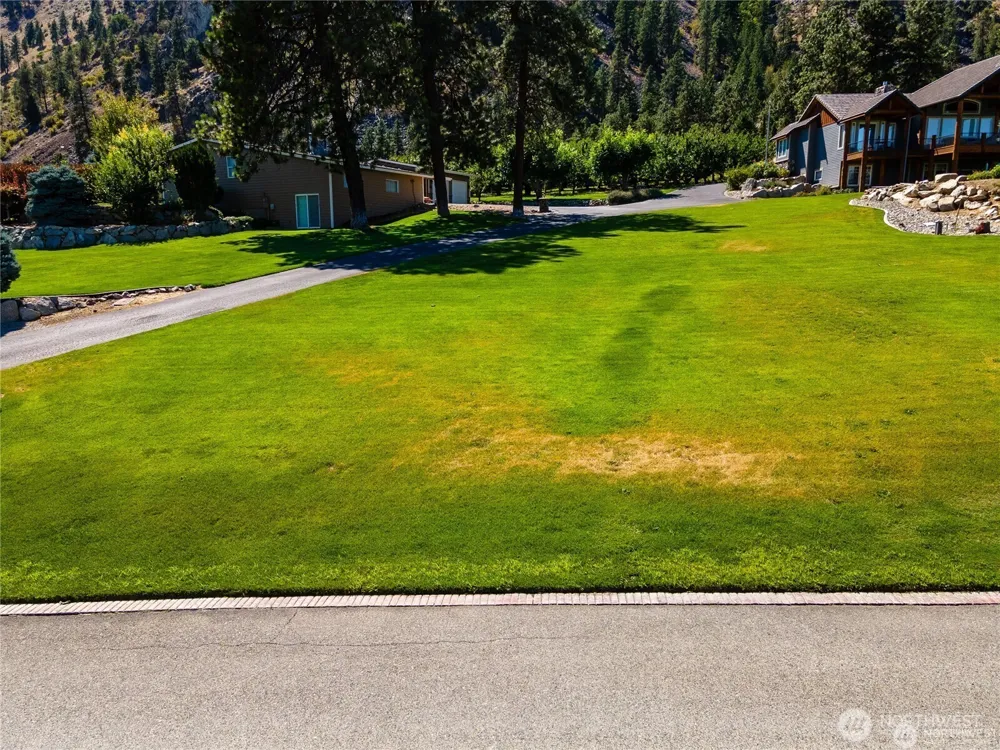 15307 Lakeview Street Entiat, WA 98822