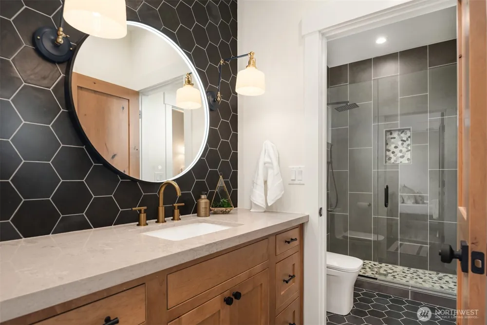33310 NE 95th Place Carnation, WA 98014
