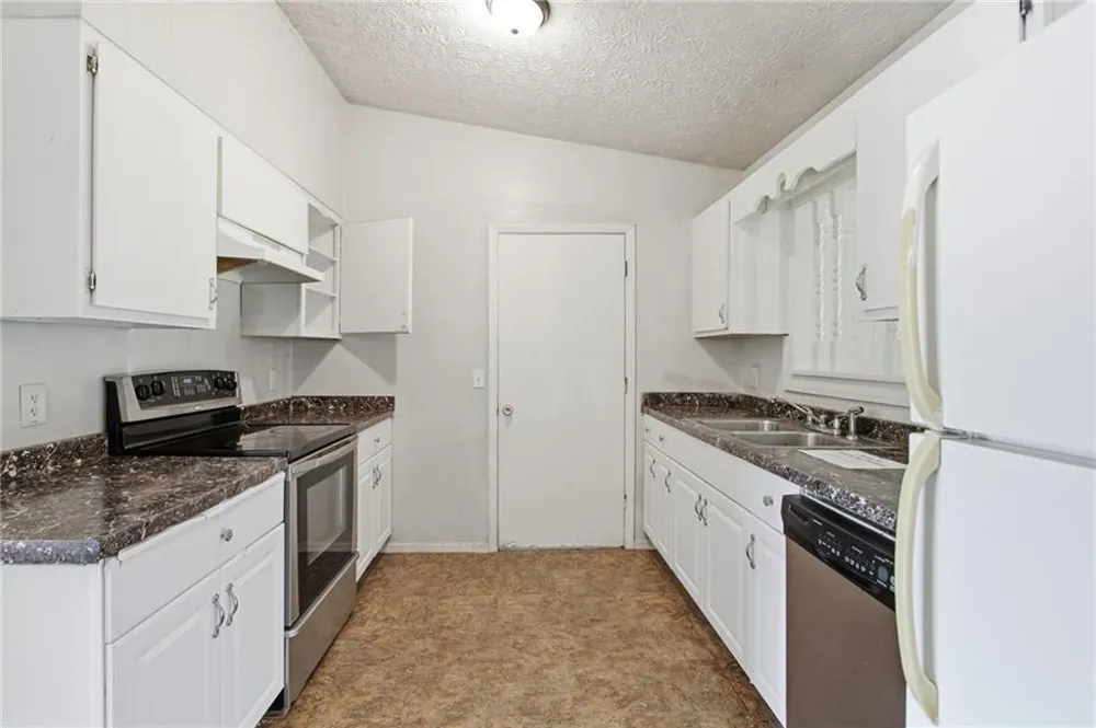 4289 Rex Road Rex, GA 30273