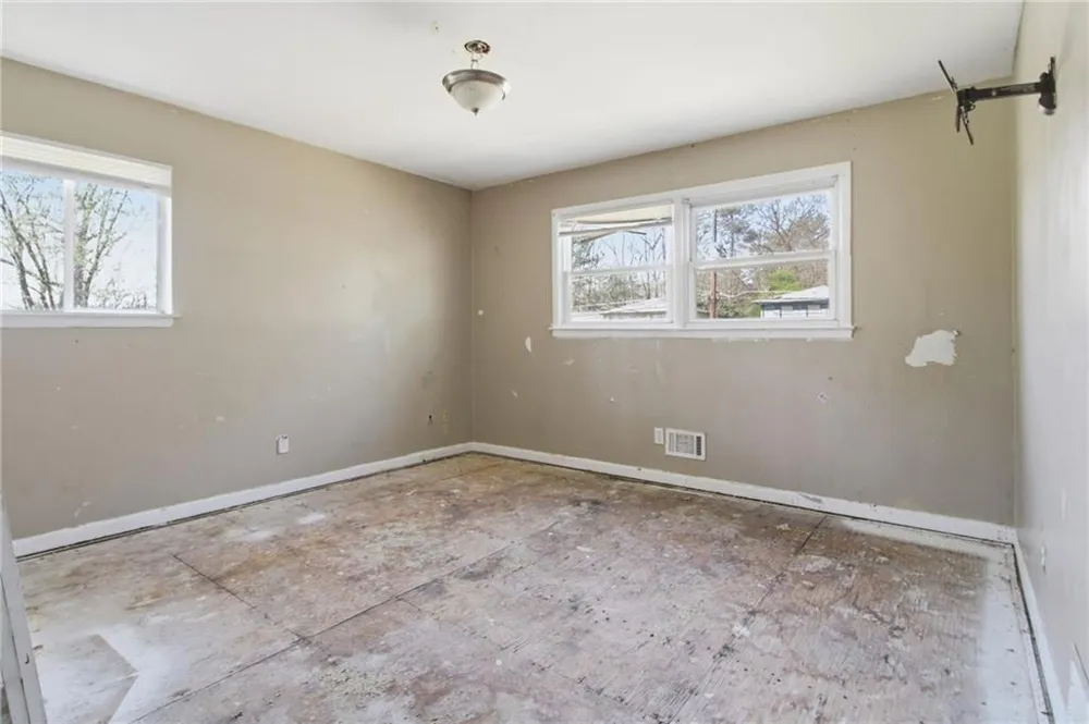 2459 Rockknoll Drive Conley, GA 30288