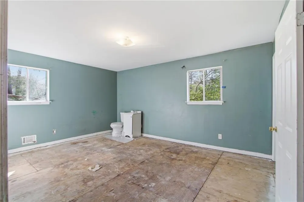 2459 Rockknoll Drive Conley, GA 30288