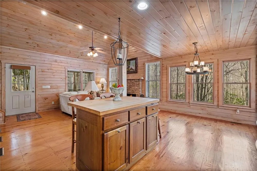 85 Post Oak Lane Big Canoe, GA 30143