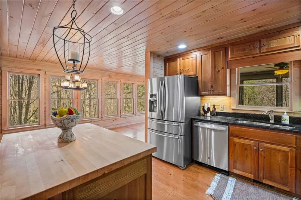 85 Post Oak Lane Big Canoe, GA 30143
