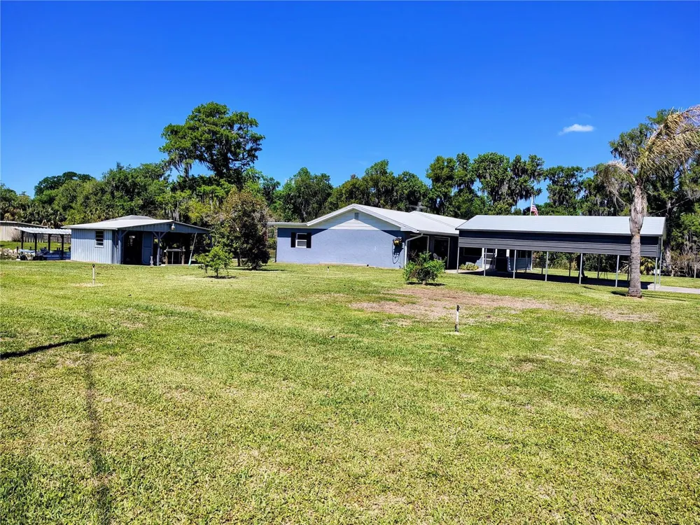 664 CR 467 Lake Panasoffkee, FL 33538