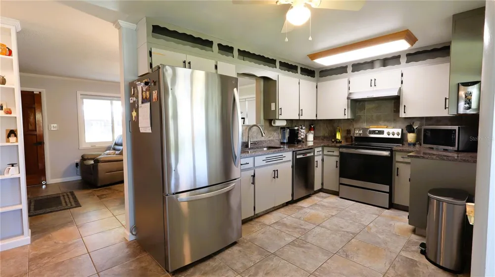 664 CR 467 Lake Panasoffkee, FL 33538