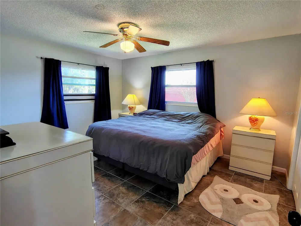 664 CR 467 Lake Panasoffkee, FL 33538