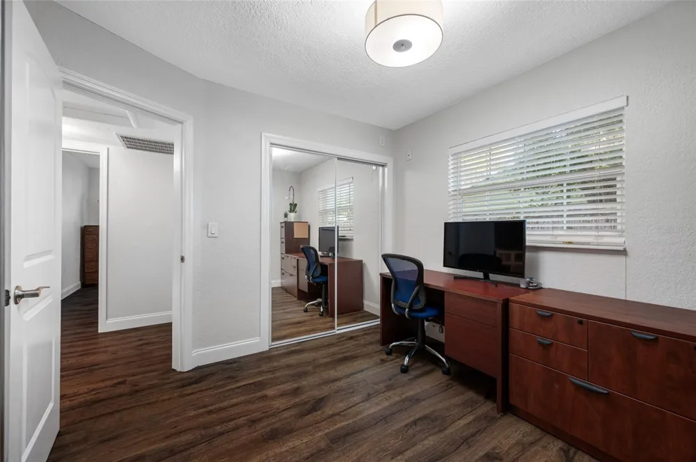 2212 NE COACHMAN ROAD Clearwater, FL 33765