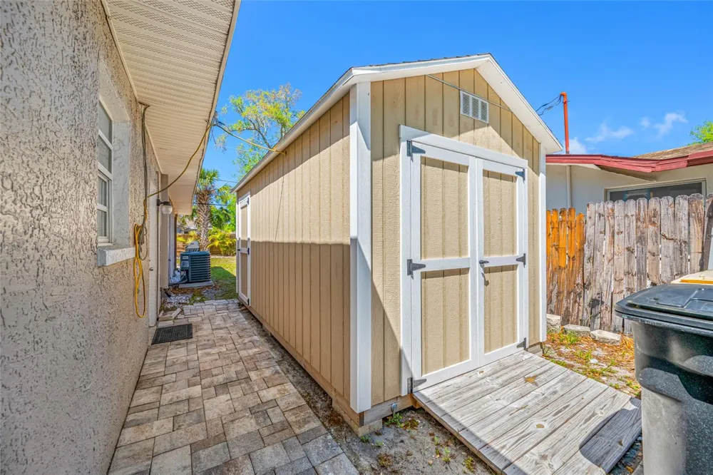 2212 NE COACHMAN ROAD Clearwater, FL 33765