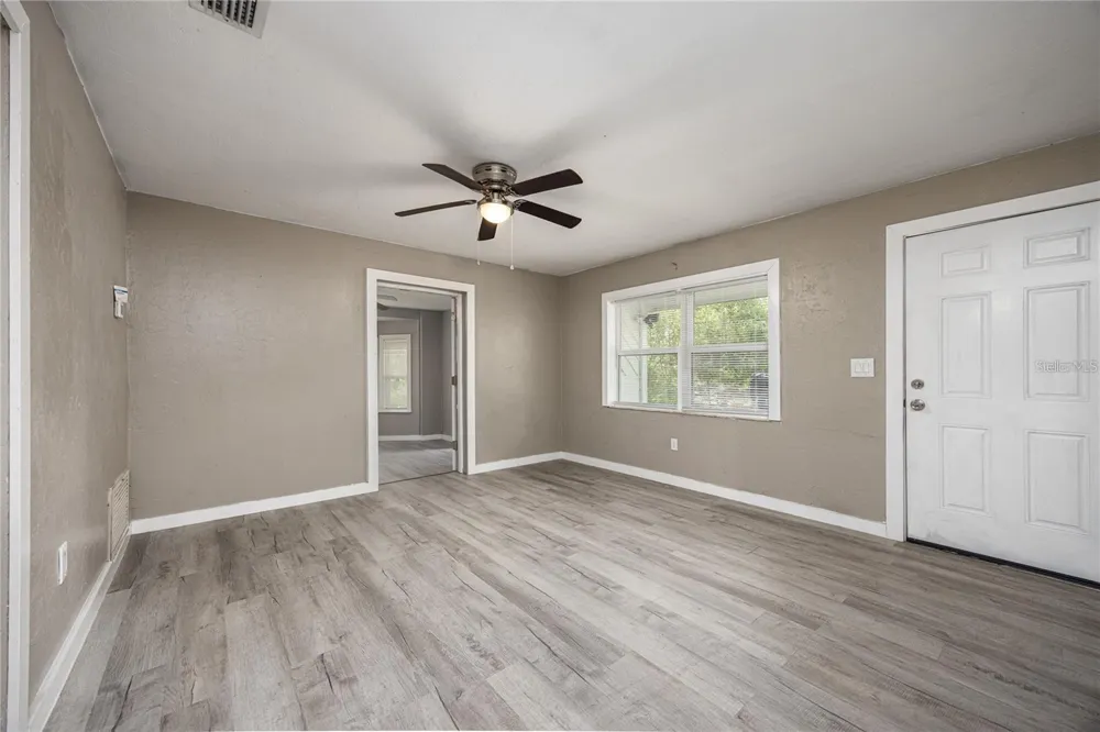 14637 NE 145TH AVENUE Waldo, FL 32694