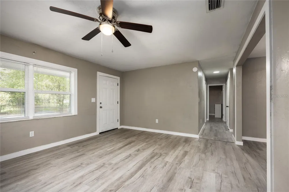 14637 NE 145TH AVENUE Waldo, FL 32694