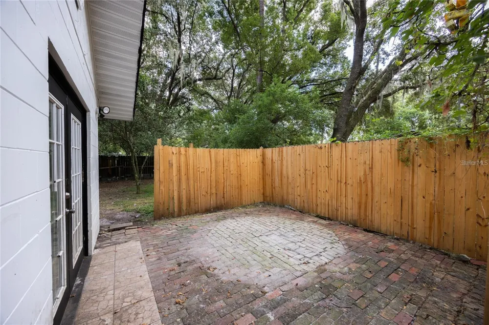 14637 NE 145TH AVENUE Waldo, FL 32694