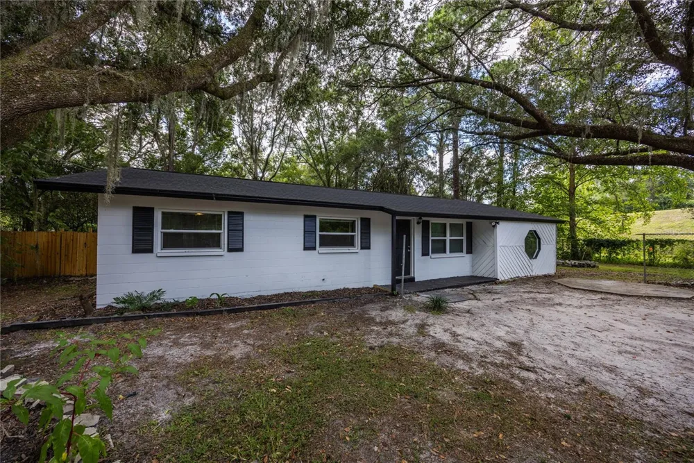 14637 NE 145TH AVENUE Waldo, FL 32694