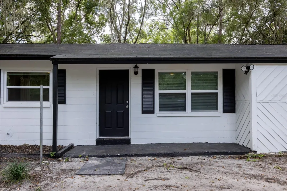 14637 NE 145TH AVENUE Waldo, FL 32694
