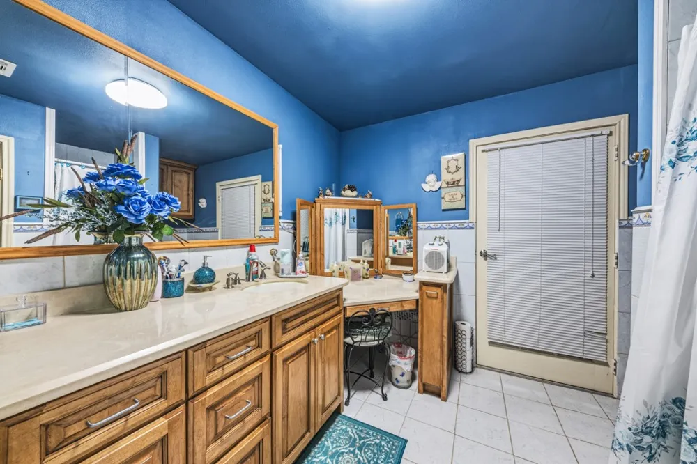 1205 Hwy 44 Highway W San Diego, TX 78384