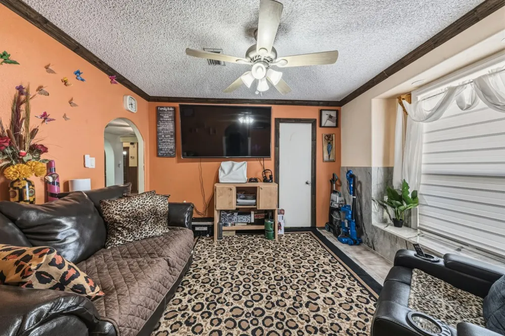 1205 Hwy 44 Highway W San Diego, TX 78384
