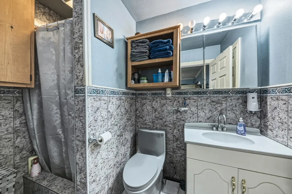1205 Hwy 44 Highway W San Diego, TX 78384