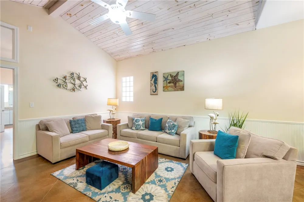 2212 State Highway 361 #202 Port Aransas, TX 78373