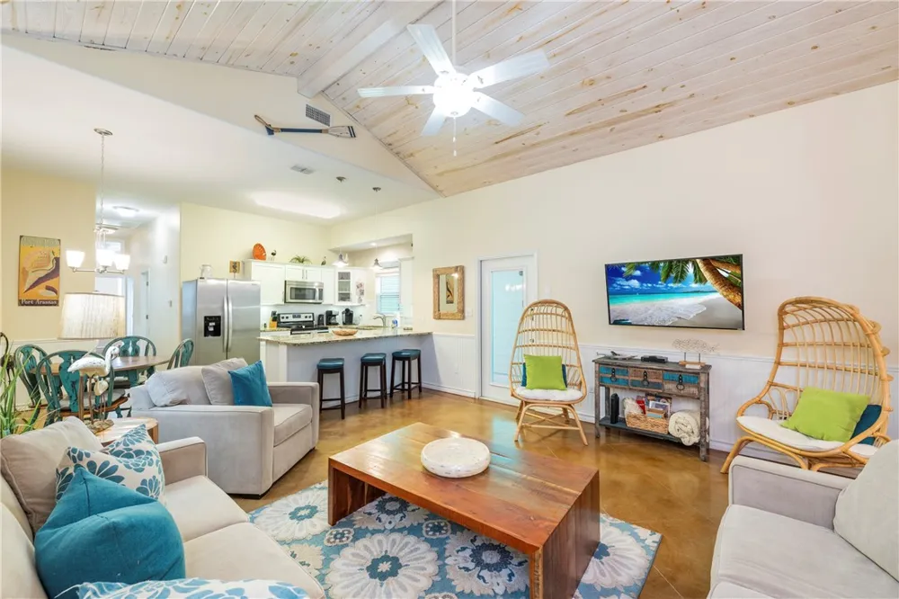 2212 State Highway 361 #202 Port Aransas, TX 78373