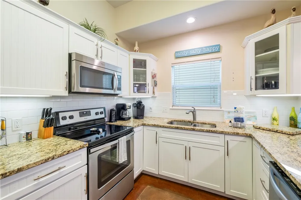 2212 State Highway 361 #202 Port Aransas, TX 78373