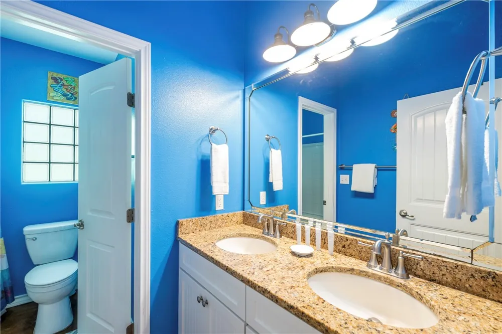 2212 State Highway 361 #202 Port Aransas, TX 78373