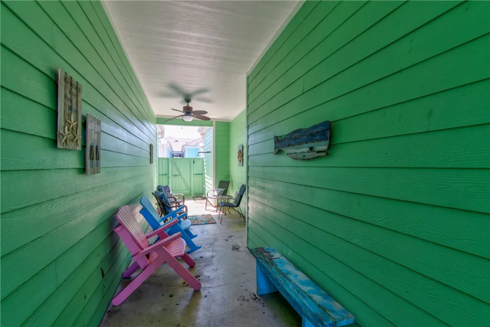 2212 State Highway 361 #202 Port Aransas, TX 78373