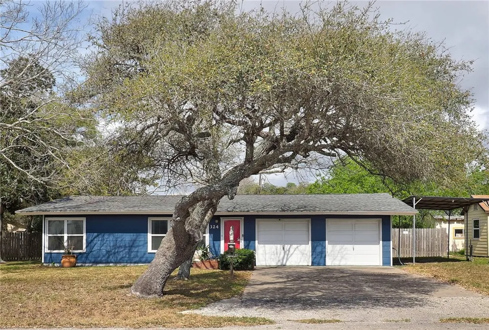 324 S 8th Street Aransas Pass, TX 78336