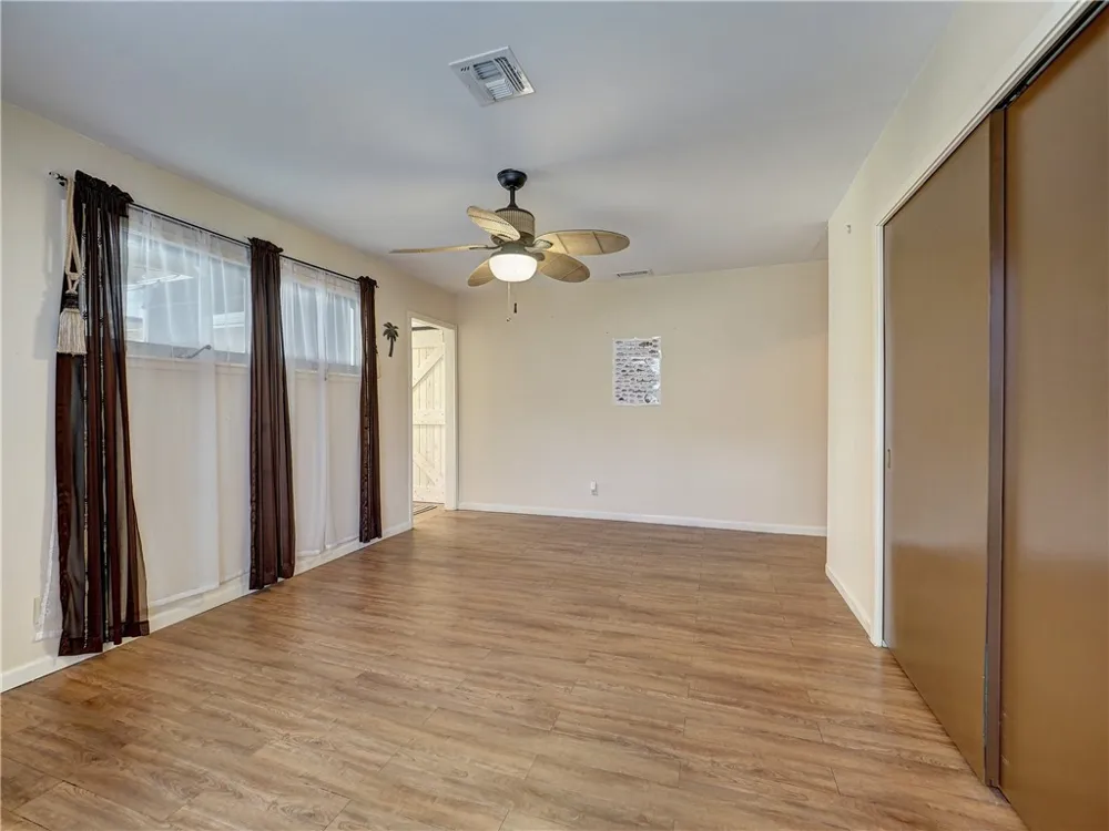 324 S 8th Street Aransas Pass, TX 78336