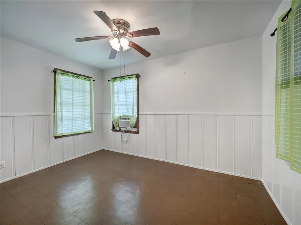 324 S 8th Street Aransas Pass, TX 78336