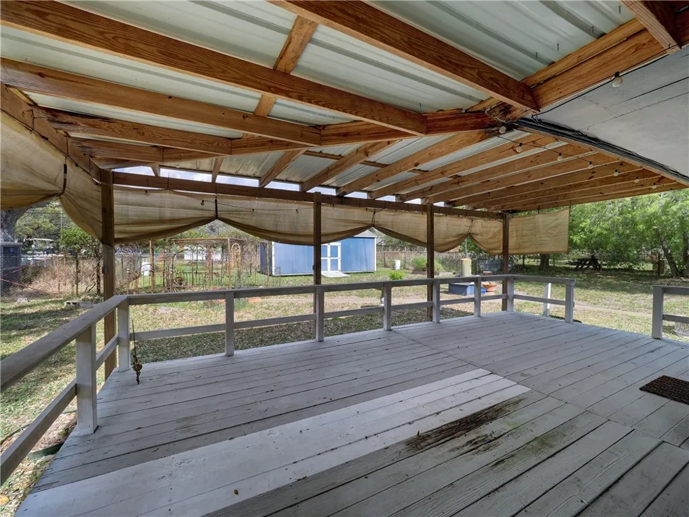 324 S 8th Street Aransas Pass, TX 78336
