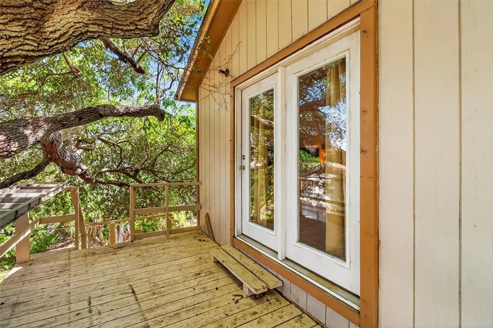 320 Trojan Street Port Aransas, TX 78373