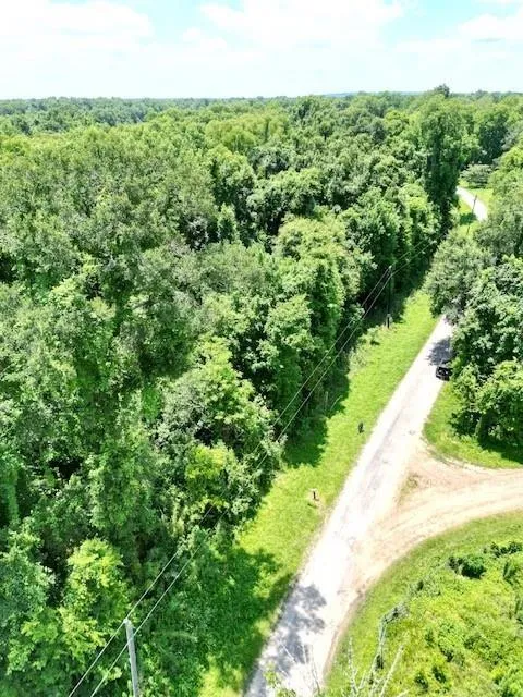 1 County Road 2166 Cleveland, TX 77327