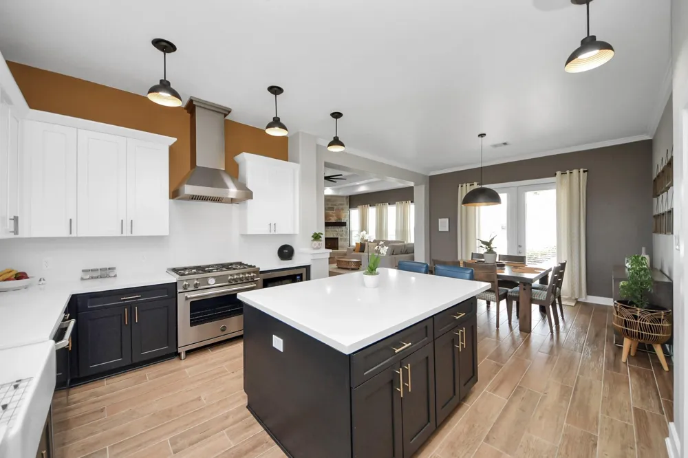 7723 Stratford Hall Drive Rosharon, TX 77583