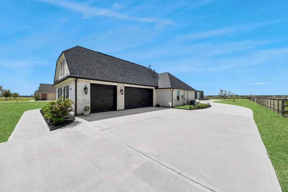 7723 Stratford Hall Drive Rosharon, TX 77583