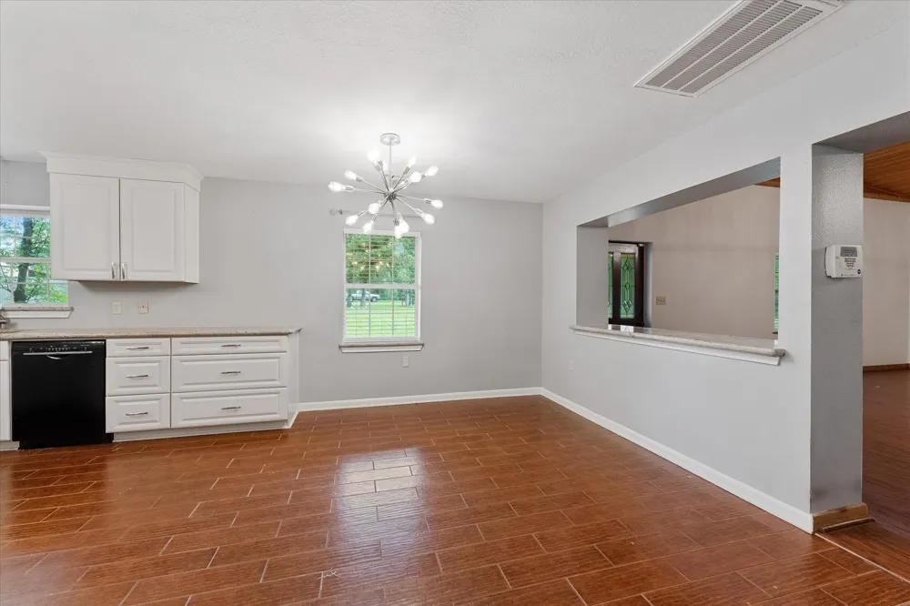 9250 County Road 302 Plantersville, TX 77363