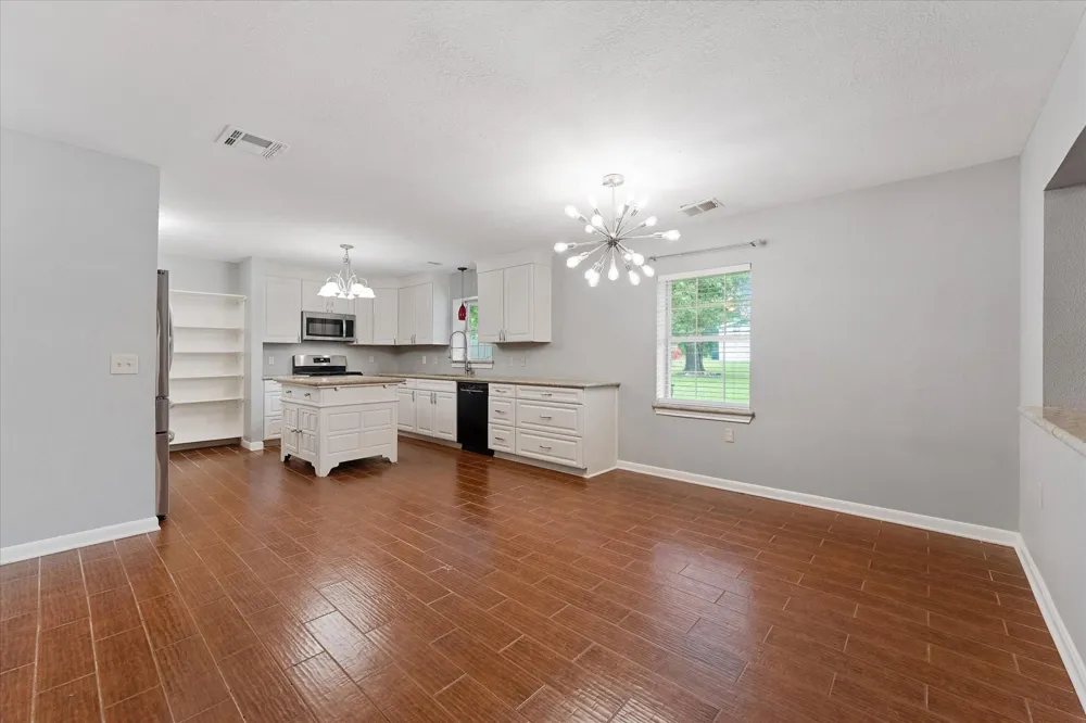 9250 County Road 302 Plantersville, TX 77363