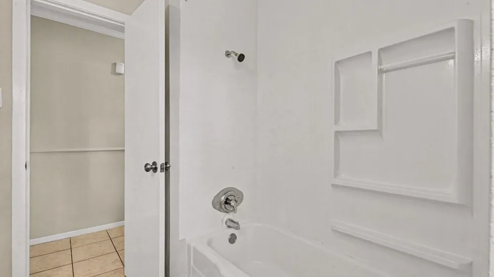 722 Fall Creek Drive Houston, TX 77336