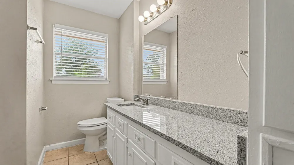 722 Fall Creek Drive Houston, TX 77336