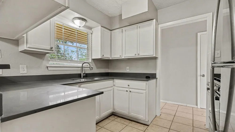 722 Fall Creek Drive Houston, TX 77336