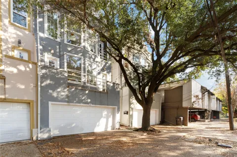 204 Marshall Street #4