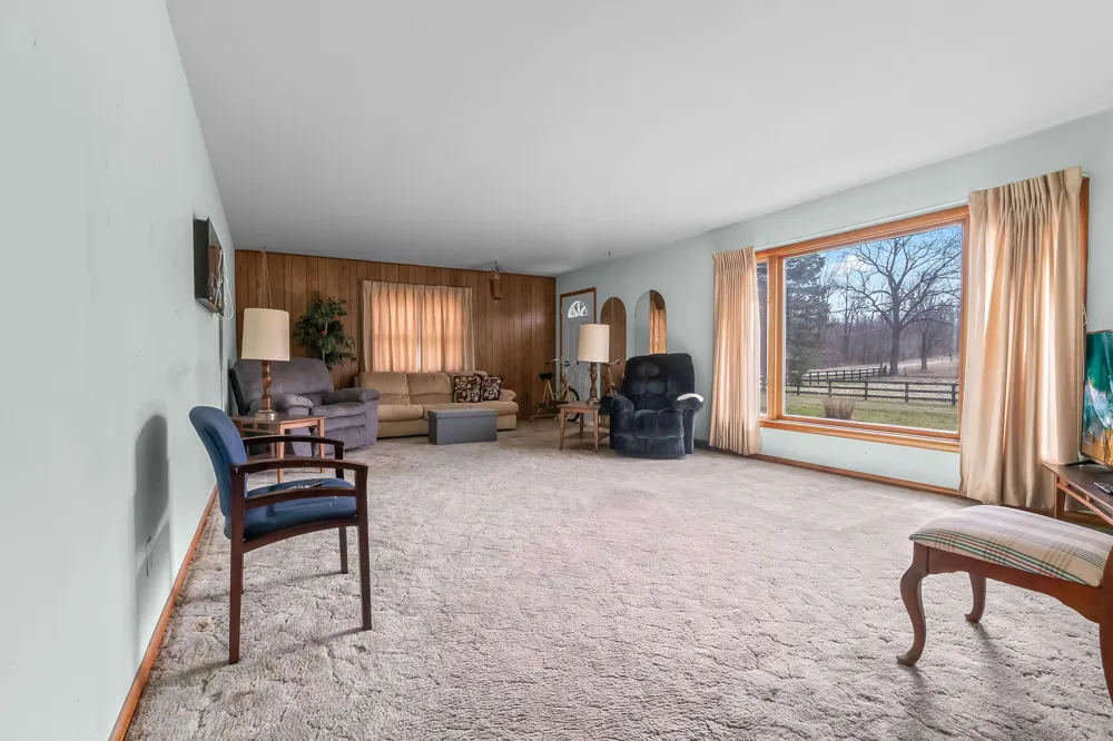 104 Mcclellan Street Hillsdale, MI 49242