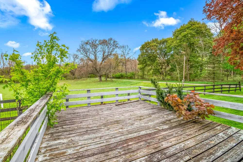 104 Mcclellan Street Hillsdale, MI 49242