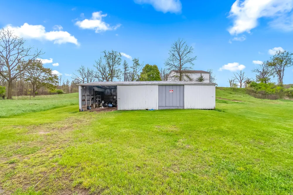 104 Mcclellan Street Hillsdale, MI 49242