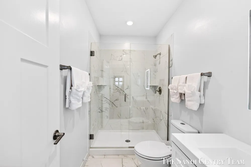 209 Clinton Avenue Grand Haven, MI 49417