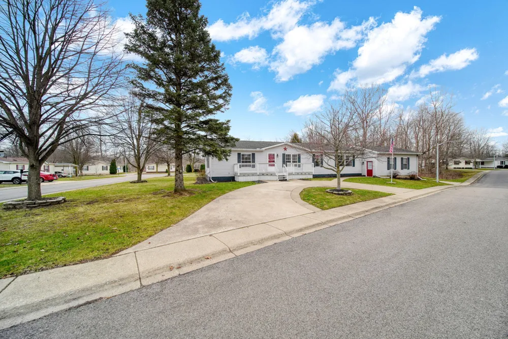 701 Missouri River Drive Adrian, MI 49221