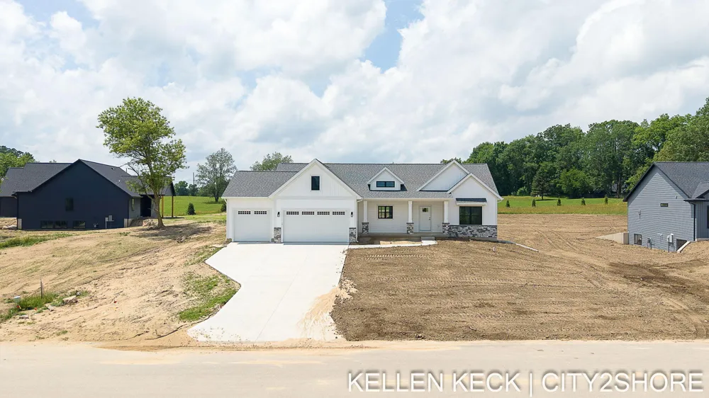 11325 Bancroft Way SE Alto, MI 49302