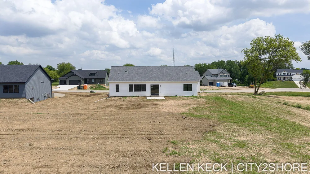 11325 Bancroft Way SE Alto, MI 49302