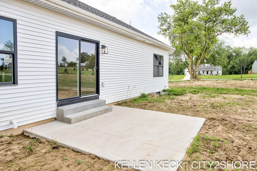 11325 Bancroft Way SE Alto, MI 49302