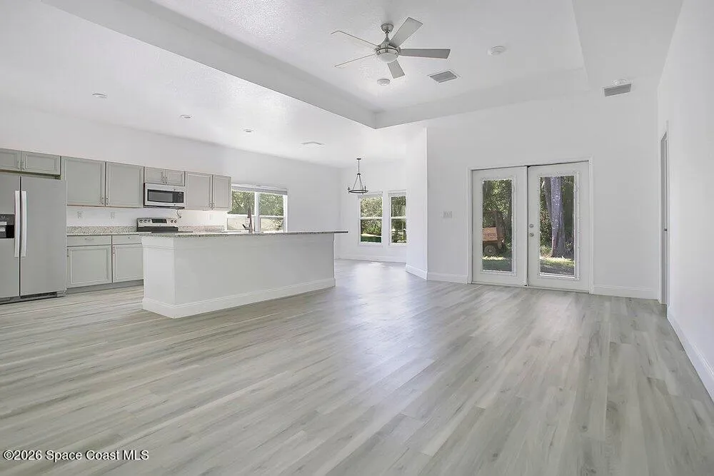 2498 Mitchell Avenue Mims, FL 32754