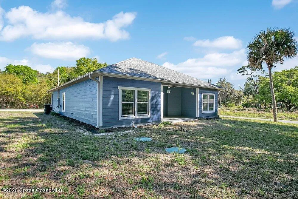 2498 Mitchell Avenue Mims, FL 32754
