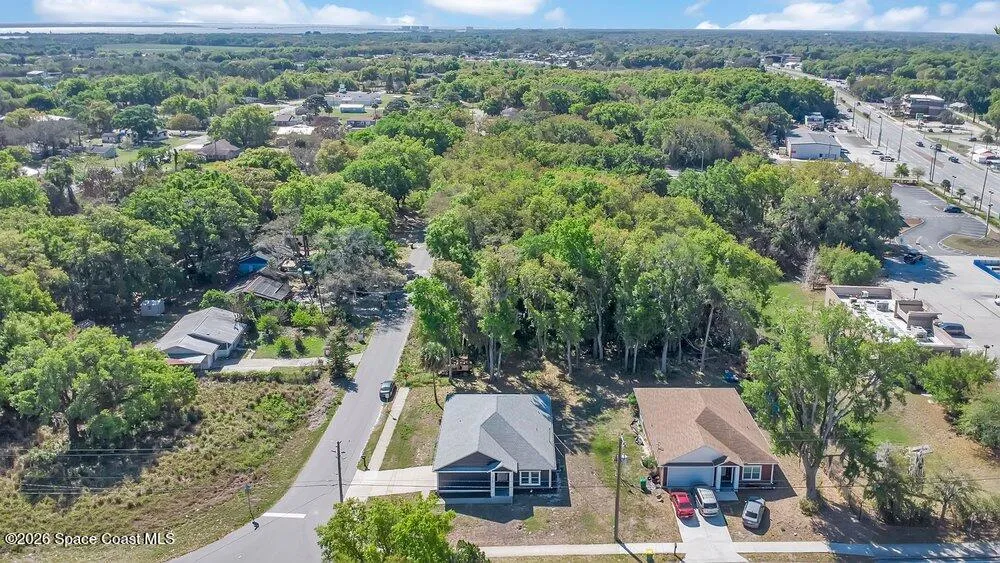 2498 Mitchell Avenue Mims, FL 32754